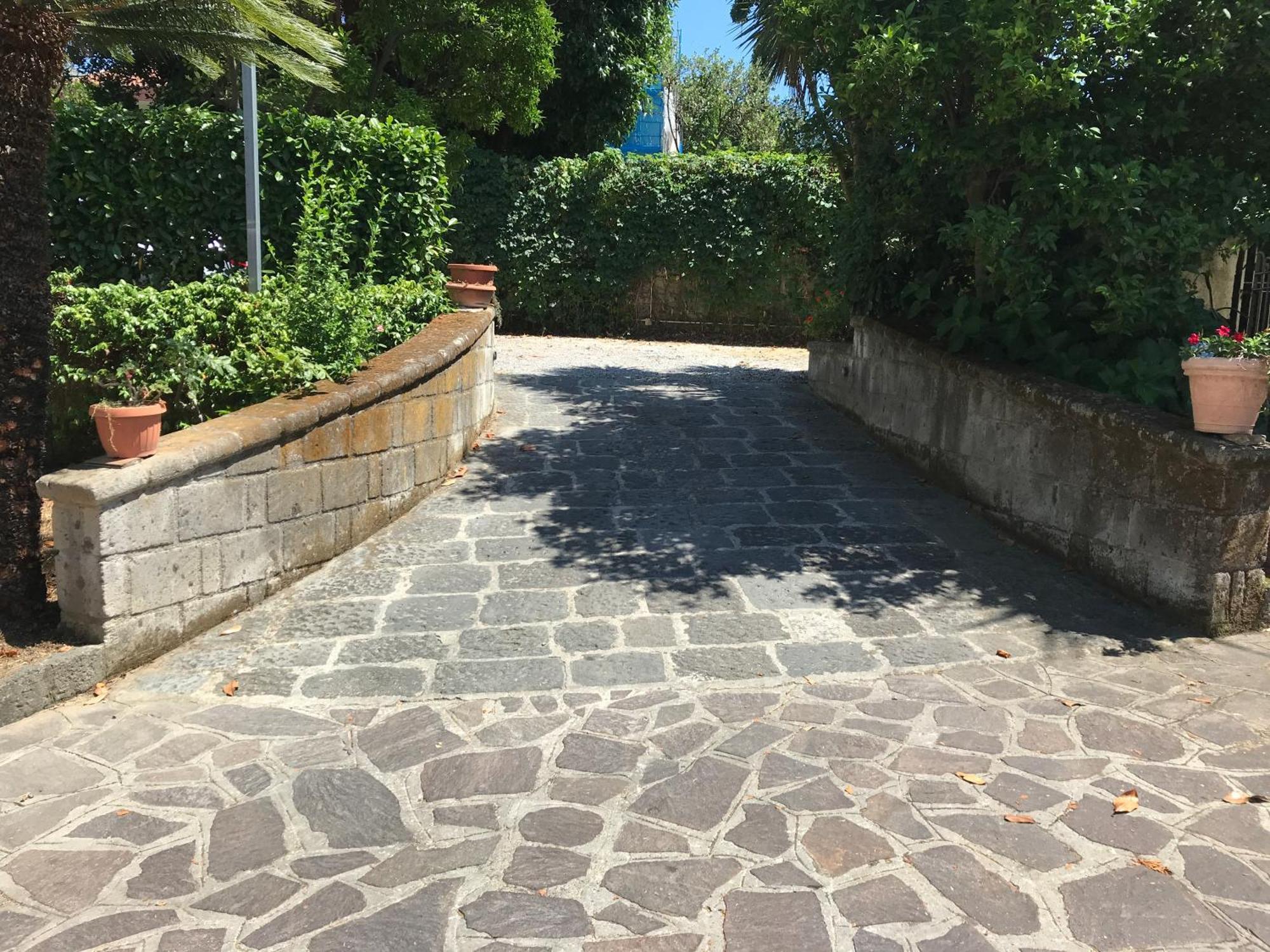 Villa Falconieri Sorrento Suite Sant'Agnello Exterior photo
